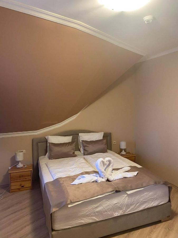 La Curia Panzio Bed & Breakfast Dunaszeg Luaran gambar