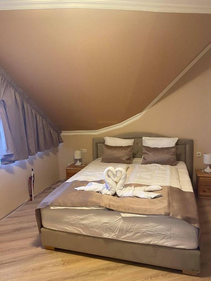 La Curia Panzio Bed & Breakfast Dunaszeg Luaran gambar