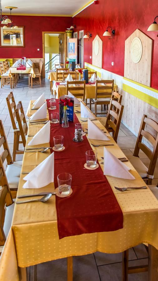 La Curia Panzio Bed & Breakfast Dunaszeg Luaran gambar